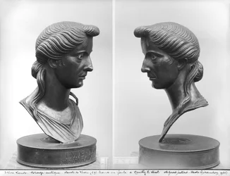 Due vedute di un busto di Livia (58 a.C.-29 d.C.)